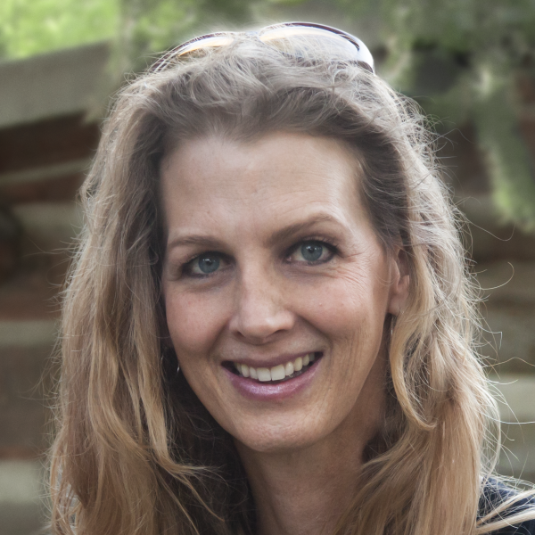 Kimberly Reed headshot