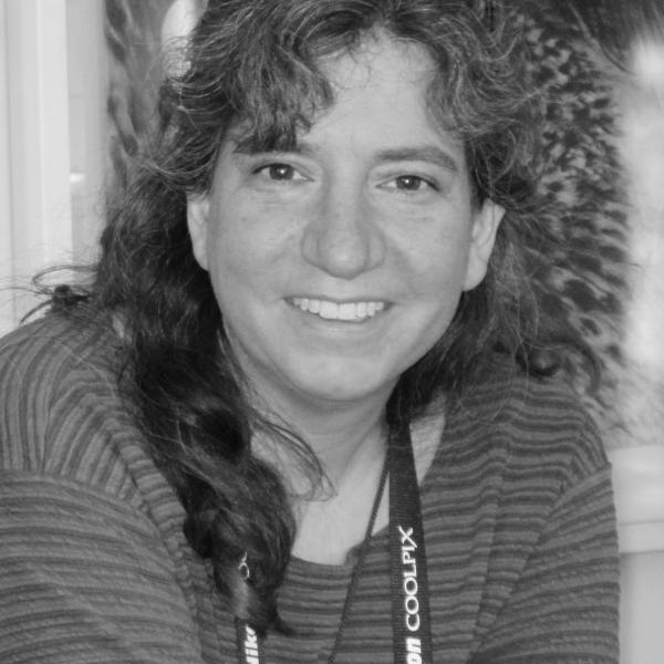 Ellen  Brodsky Headshot